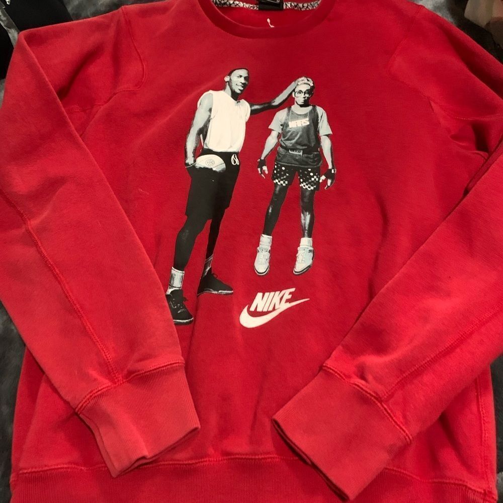 Vintage Nike sweatshirt vintage Jordan spike Lee it must be the shoes